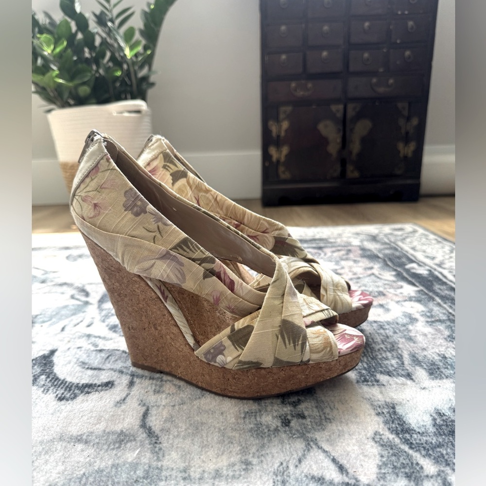 Aldo Floral Wedge Sandals 6.5 37